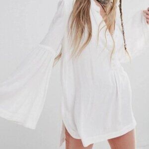 Free People Easy Girl Bell Sleeved Tunic Top in White Size SMALL